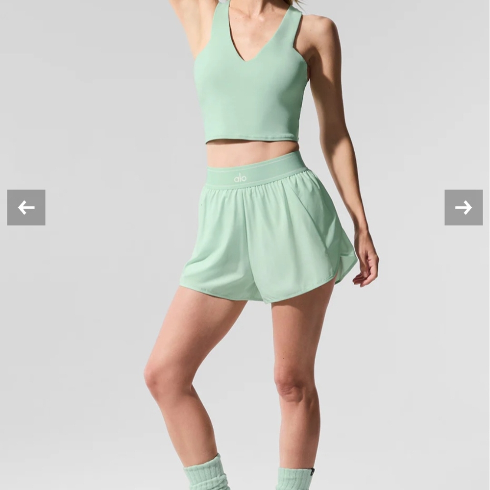 Alo Yoga Spearmint Airbrush Real Bra Tank and Match Point Short set